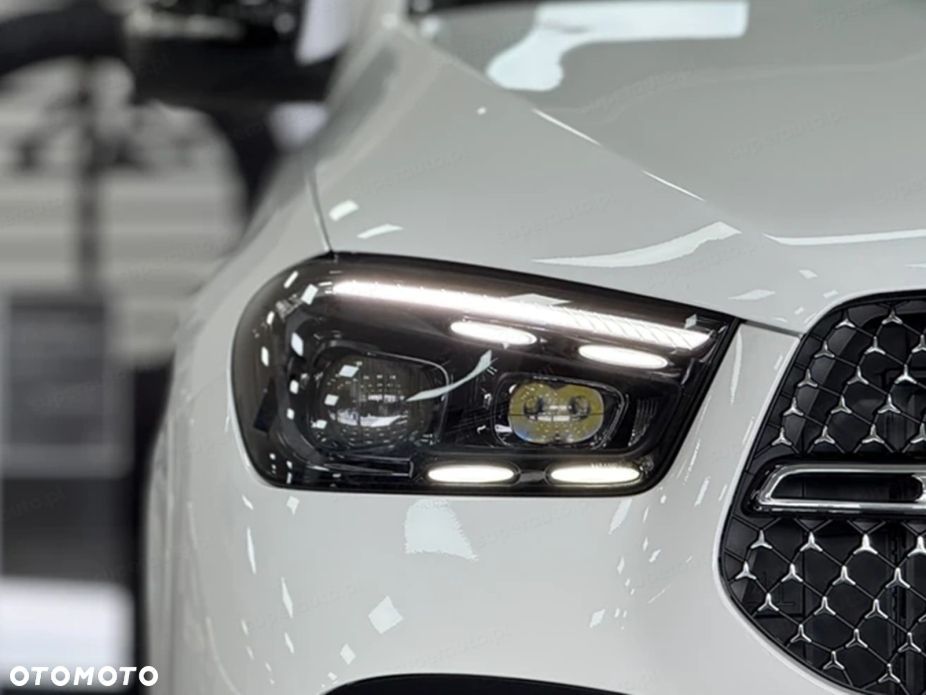 Mercedes-Benz GLE 300 d mHEV 4-Matic AMG Line - 13