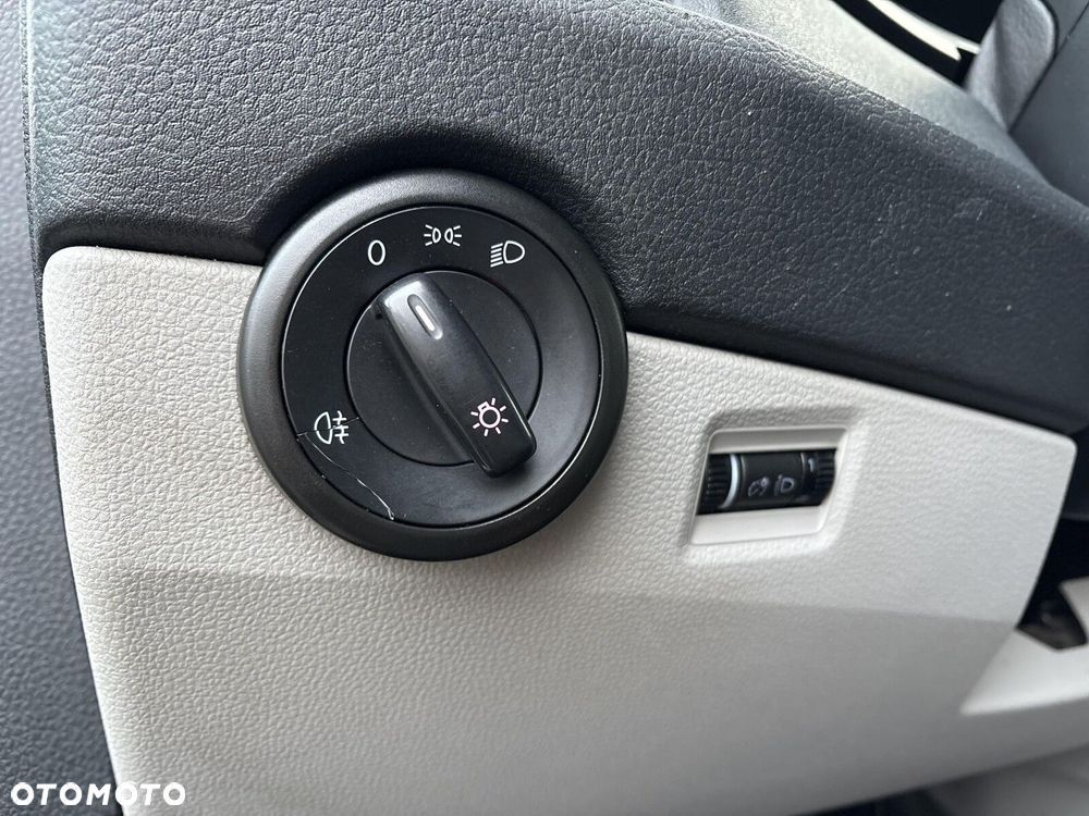 Volkswagen Transporter L2H1 - 22