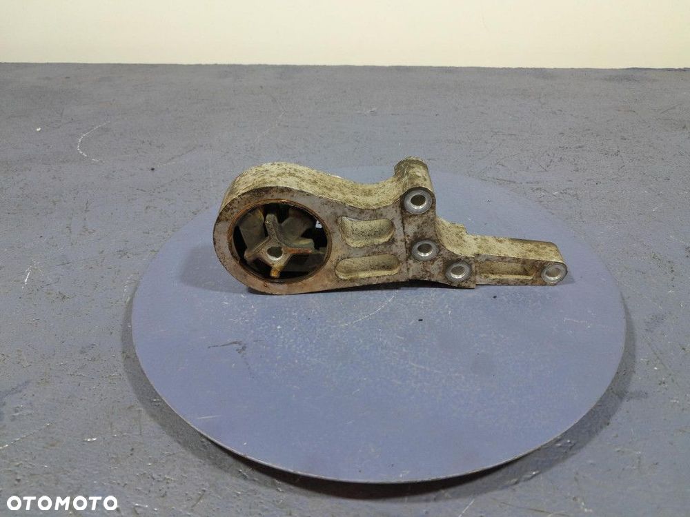 VOLVO V40 II 2.0 D3 D5204T6 150 KM PODUSZKA ŁAPA SILNIKA 31325048 - 1