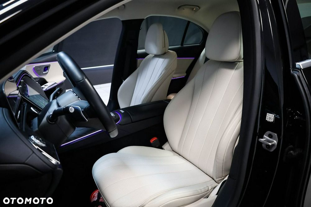 Mercedes-Benz Klasa E 200 4Matic 9G-TRONIC Edition AVANTGARDE - 19