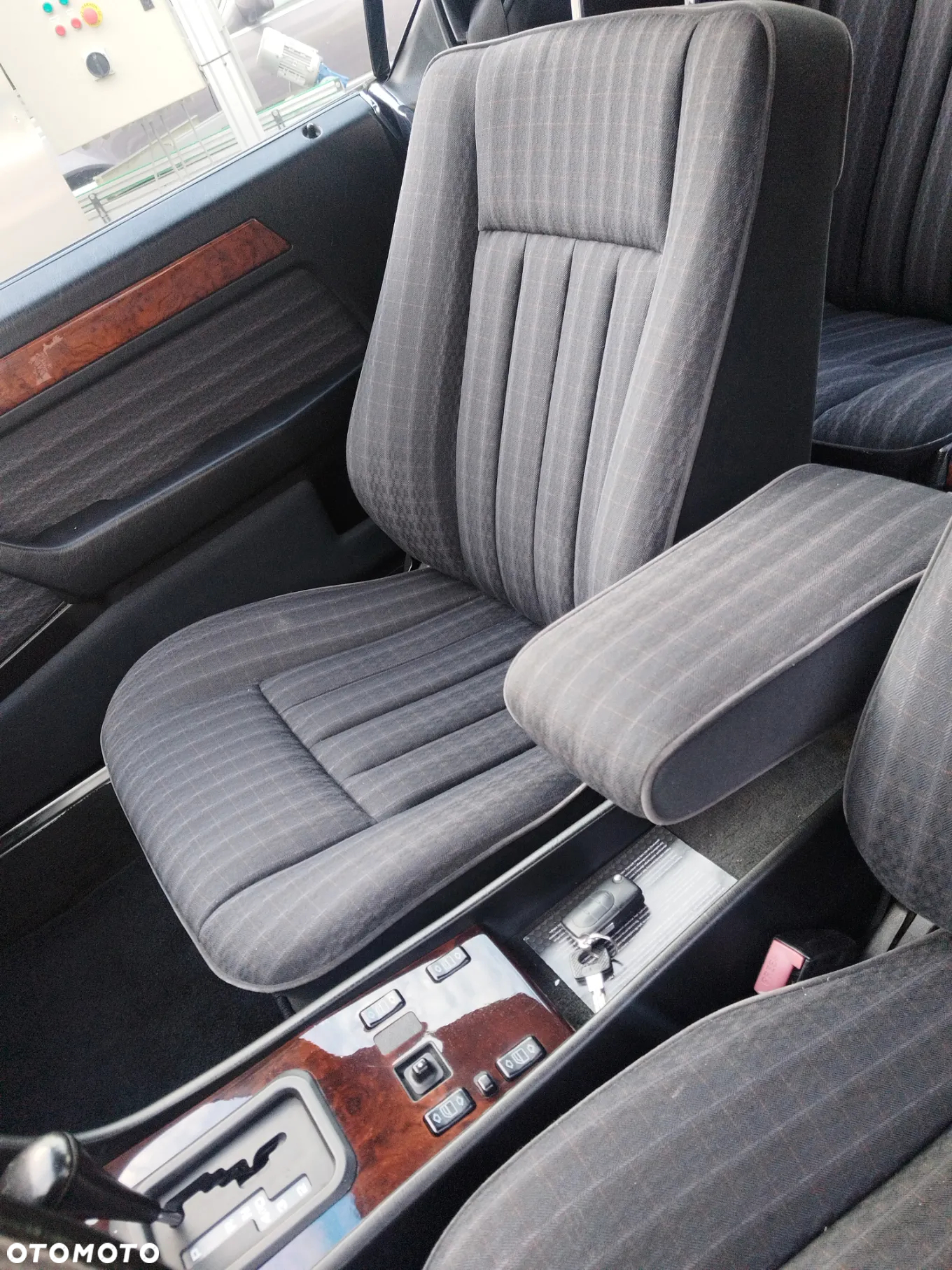 Mercedes-Benz W124 (1984-1993) - 31