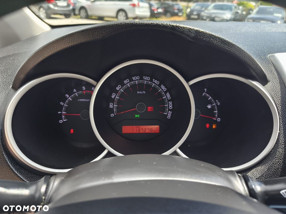 Kia Venga 1.4 CRDi 90 Spirit - 13