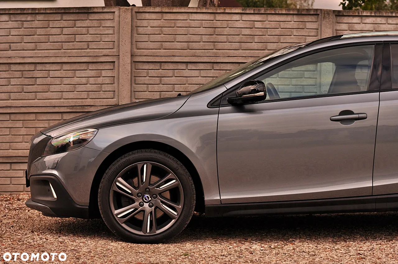 Volvo V40 Cross Country D3 Geartronic Momentum - 39