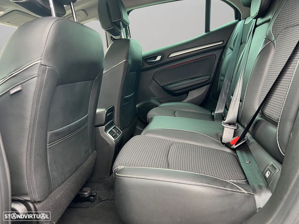 Renault Mégane 1.5 Blue dCi Bose Edition EDC - 12