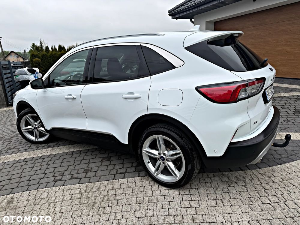 Ford Kuga 2.0 EcoBlue 4x4 TITANIUM - 18