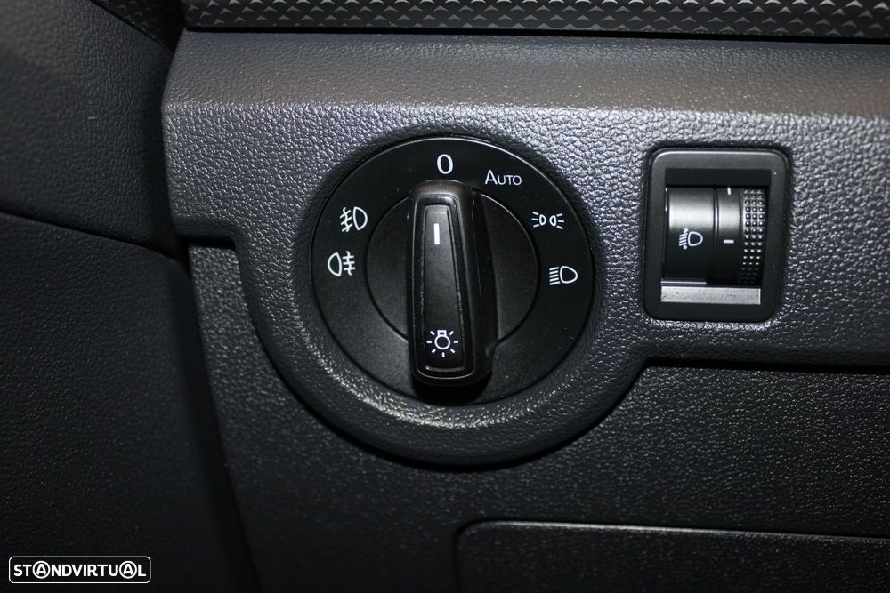 VW T-Cross 1.0 TSI Life - 9