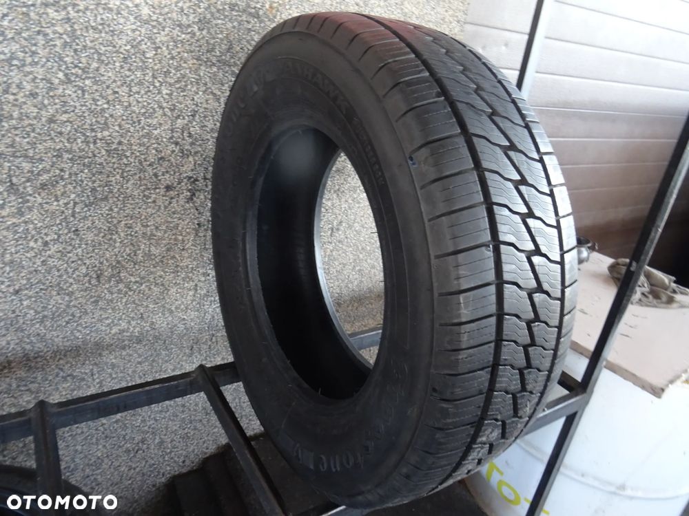 215/65/R16C 104/102T Firesone Vanhawk Multiseason - 2