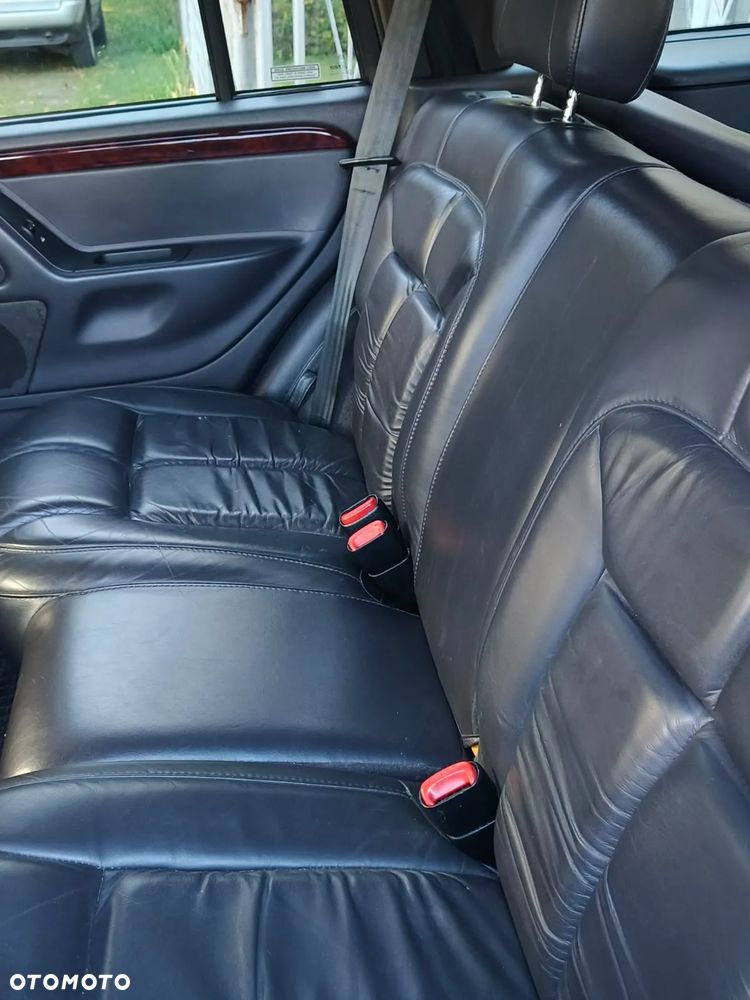Jeep Grand Cherokee 4.7 Limited - 21