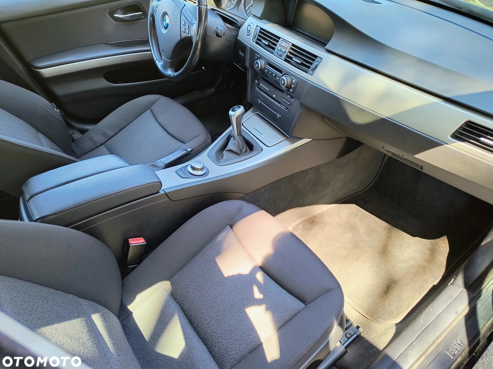 BMW Seria 3 325d - 10