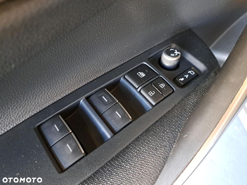 Toyota Corolla 1.8 Hybrid Comfort - 35