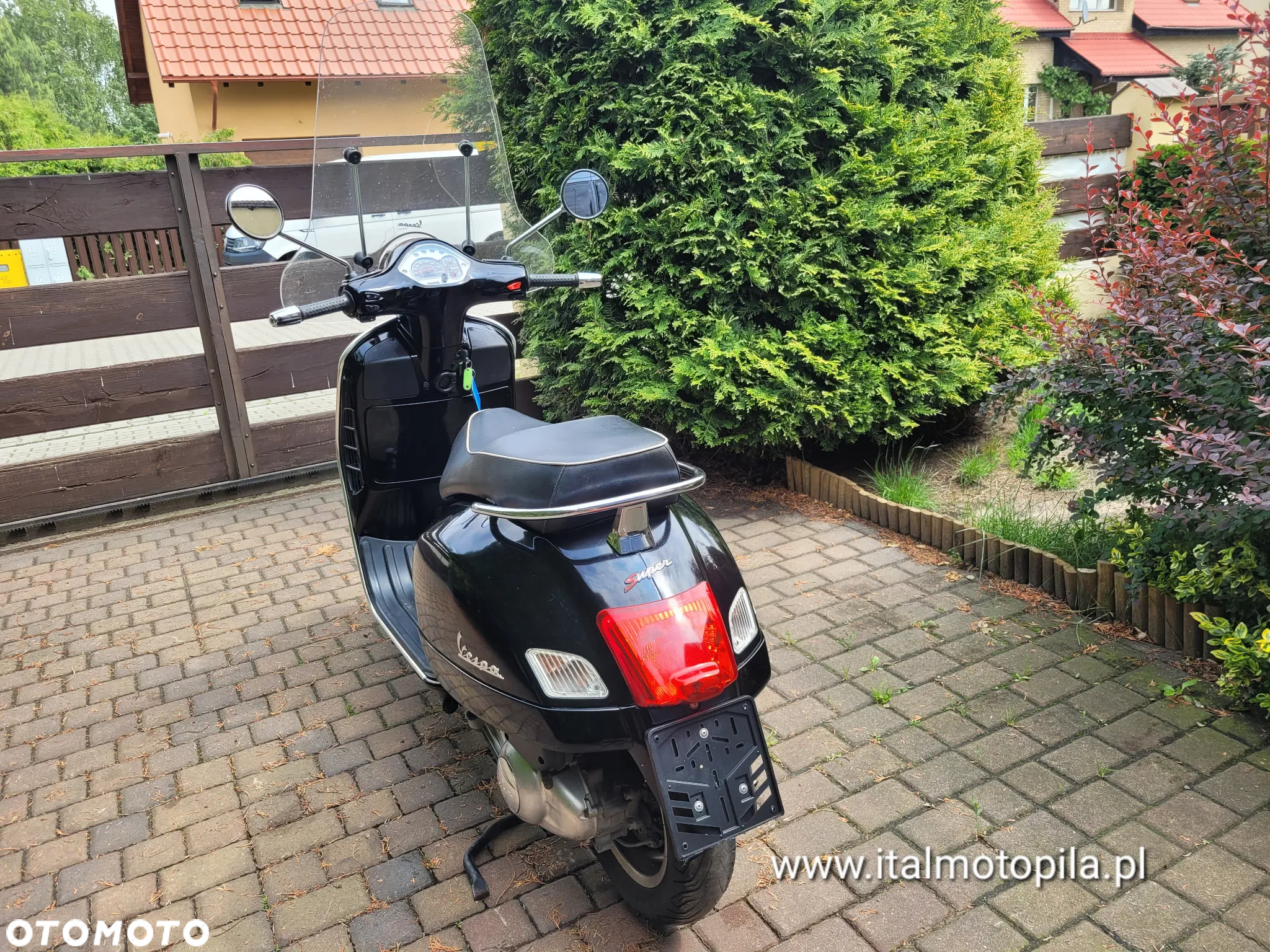 Piaggio Vespa - 28