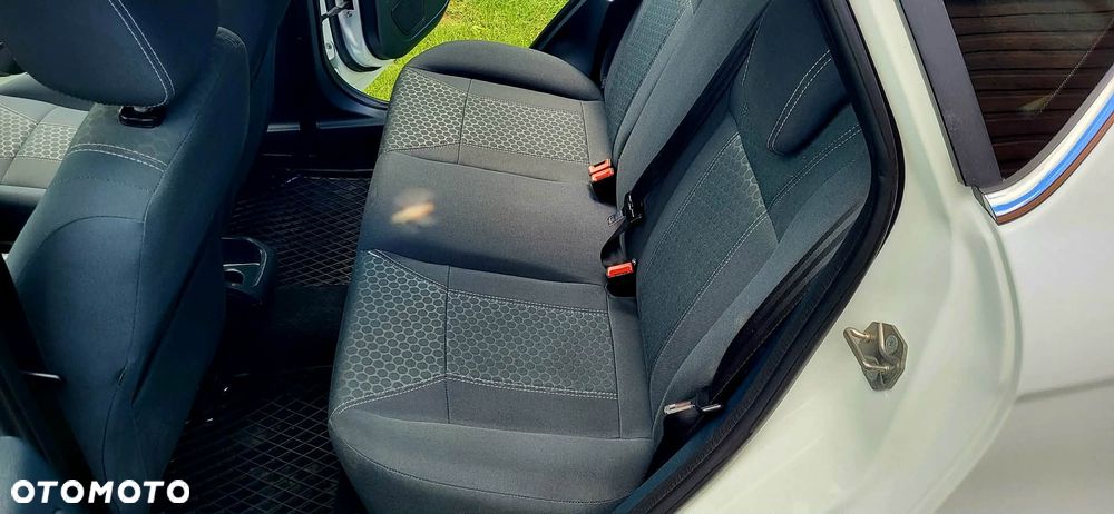 Ford Fiesta 1.25 Titanium EU5 - 17