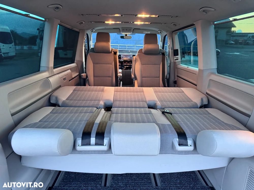 Volkswagen Multivan - 5