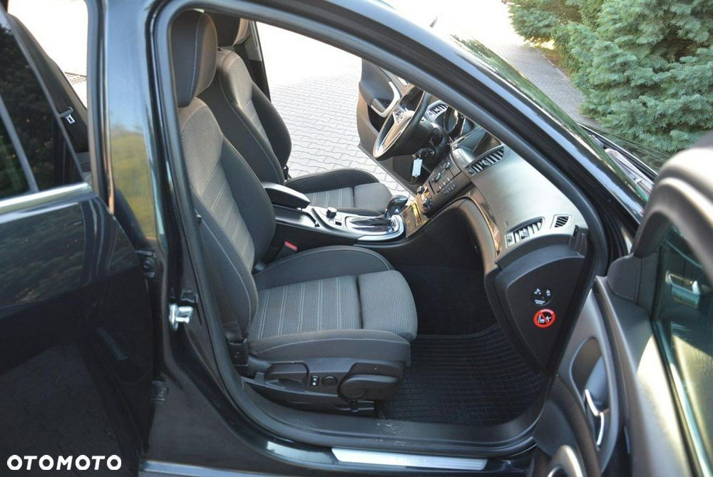 Opel Insignia 2.0 T Cosmo - 16