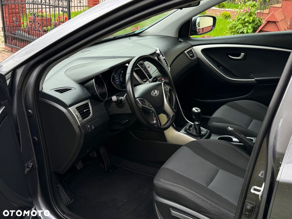 Hyundai i30 1.4 Premium - 9