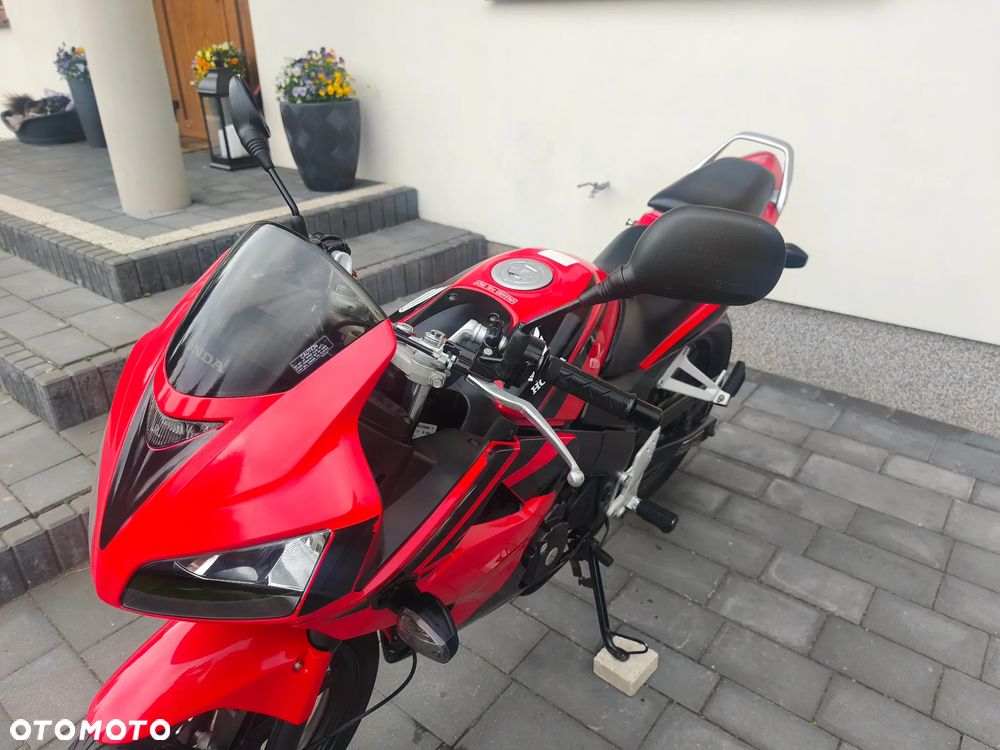 Honda CBR - 21