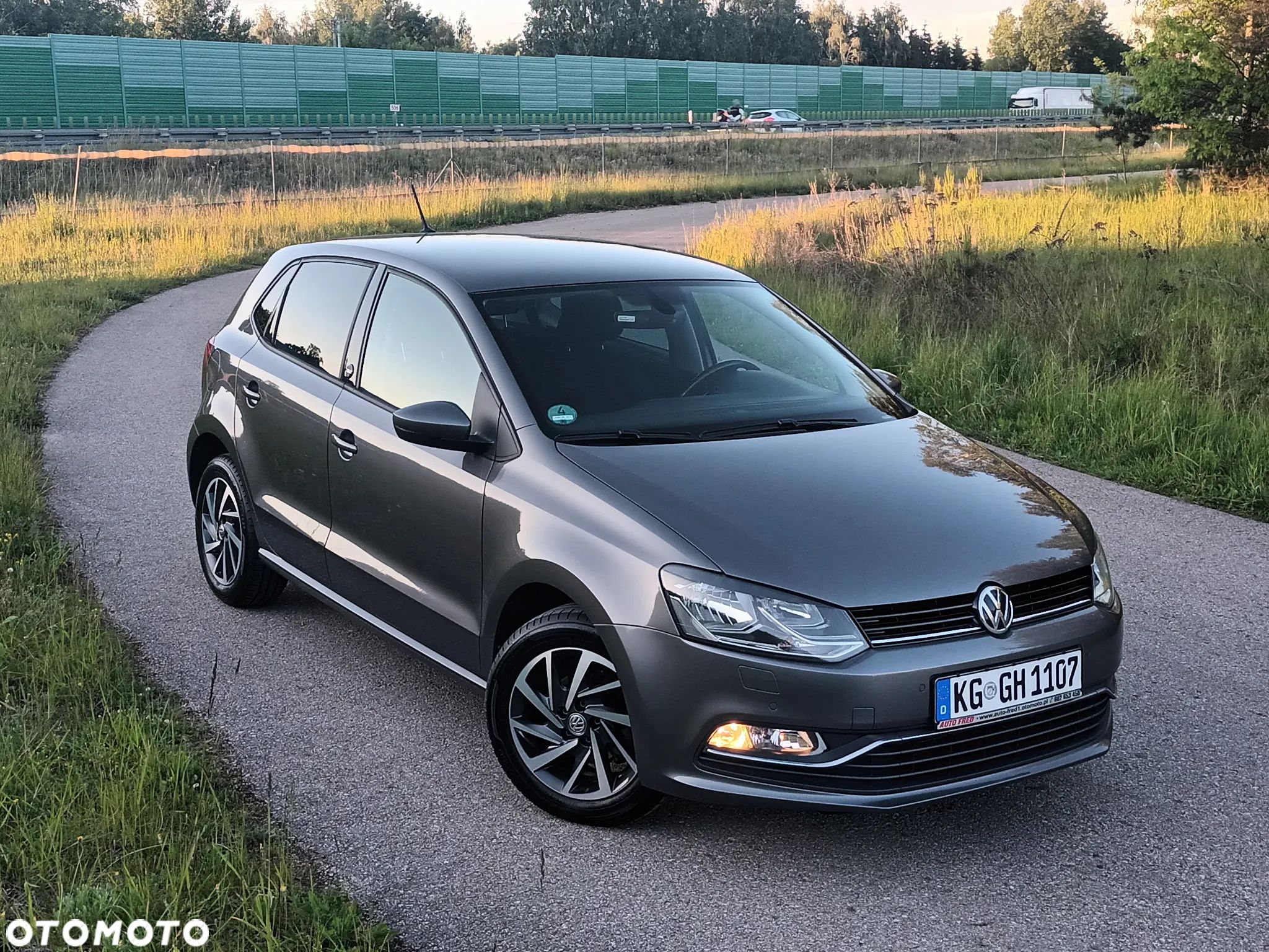 Volkswagen Polo 1.0 (Blue Motion Technology) SOUND - 1