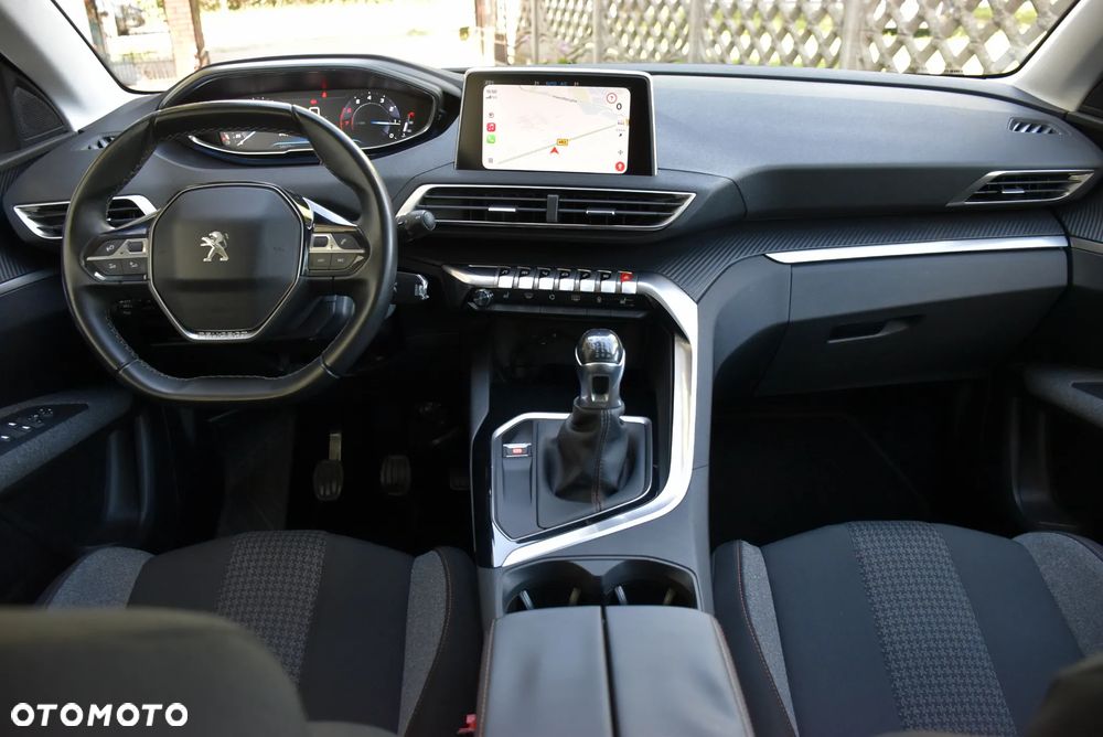 Peugeot 3008 - 25