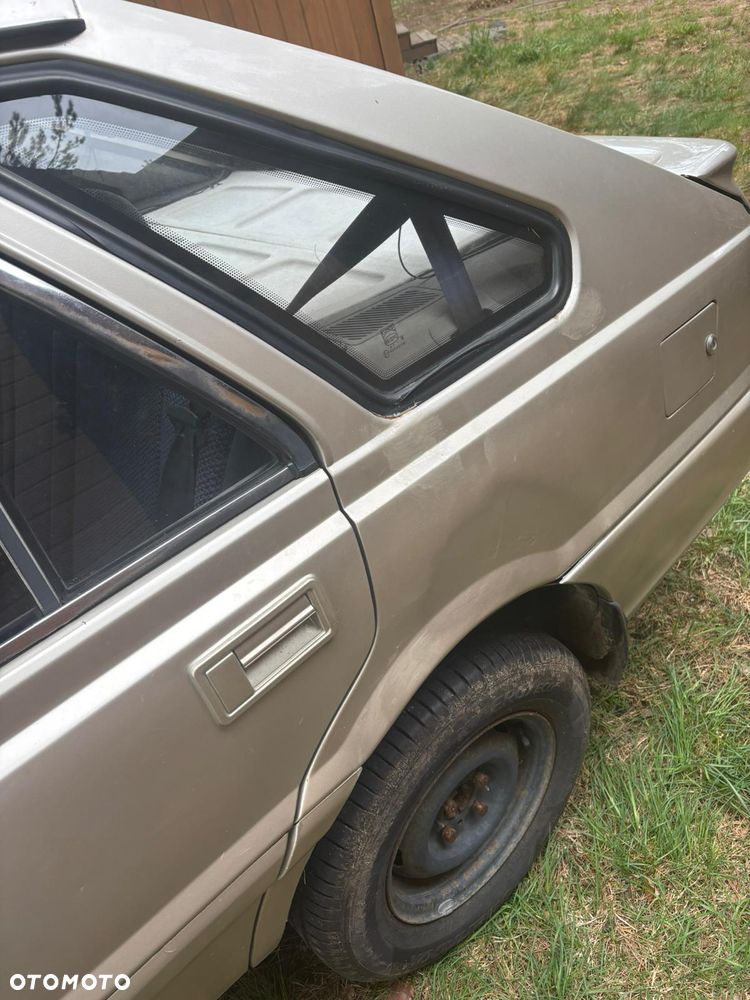 Polonez Caro - 15