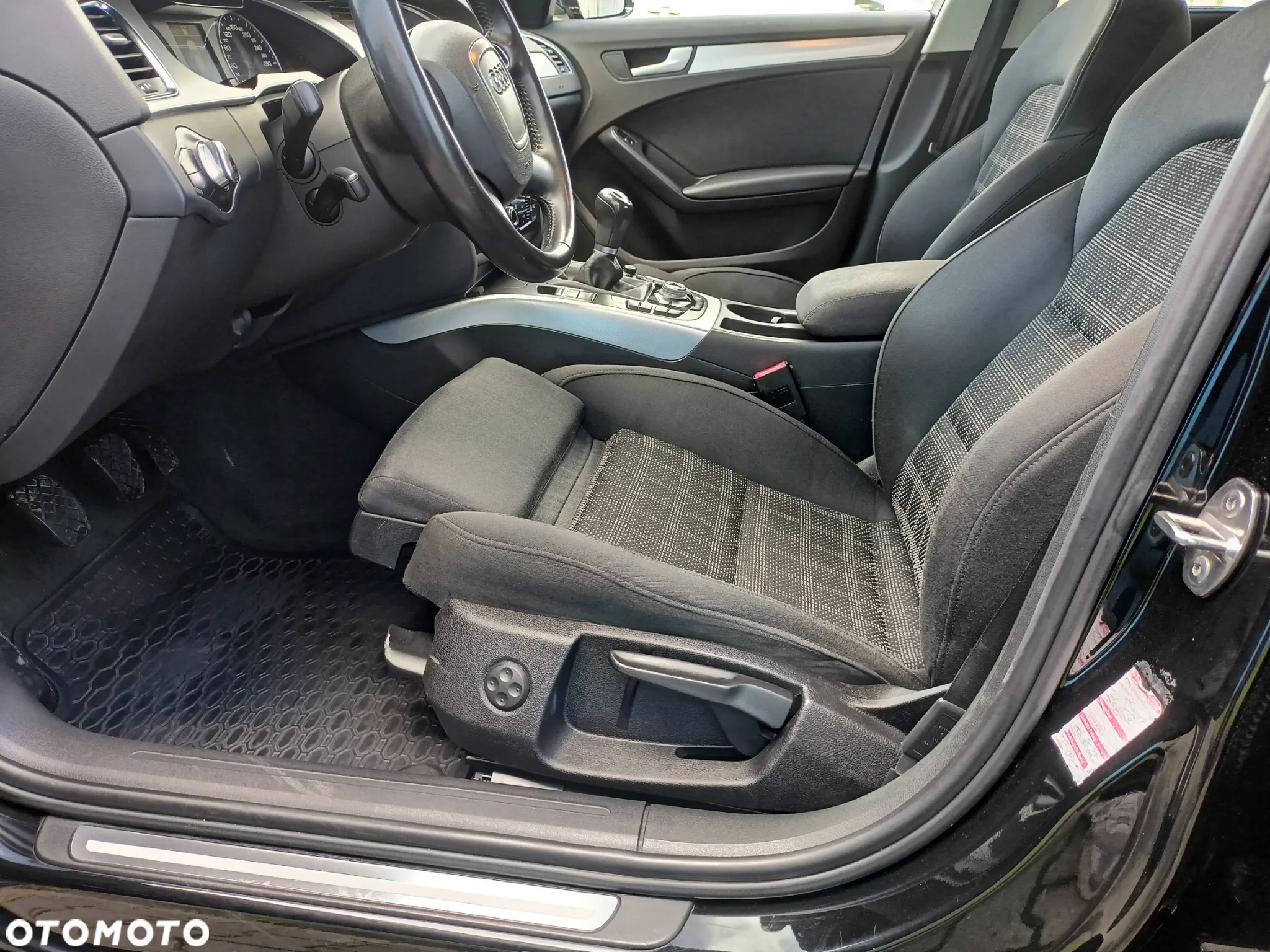 Audi A4 2.0 TDI DPF S line Sportpaket (plus) - 26