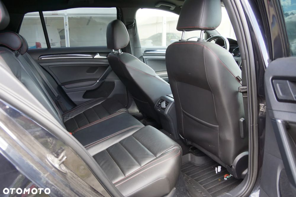 Volkswagen Golf 2.0 TSI BMT GTI DSG - 25