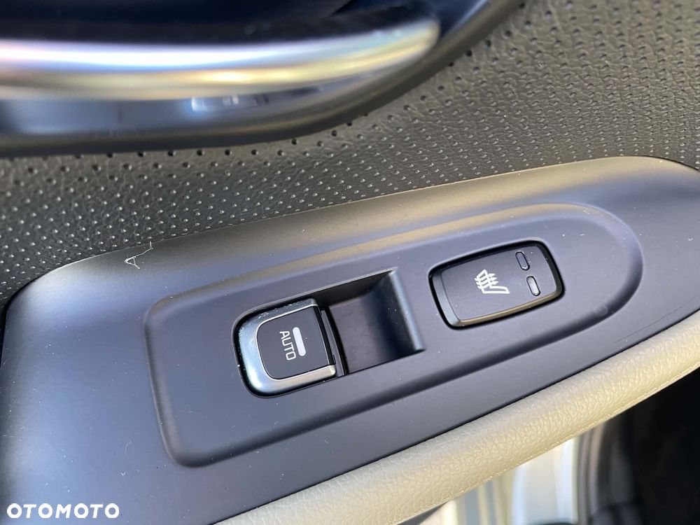 Kia Carens 1.6 GDI Fifa World Cup Edition - 27