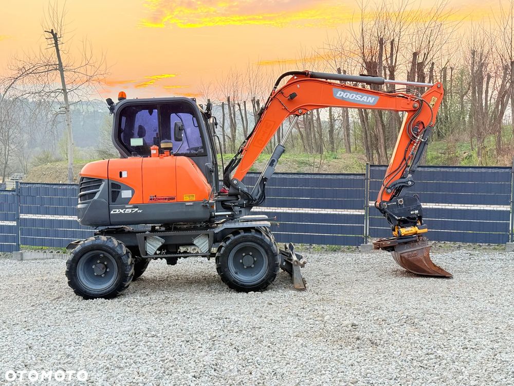 Doosan DOOSAN DX57W *ROTOTILT* 2200 Motogodzin * Jak Nowa * Sprowadzona * Stan Perfekcyjny - 30