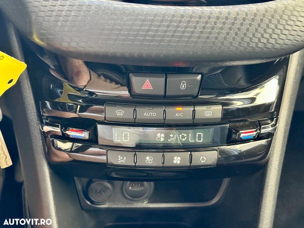 Peugeot 2008 - 19