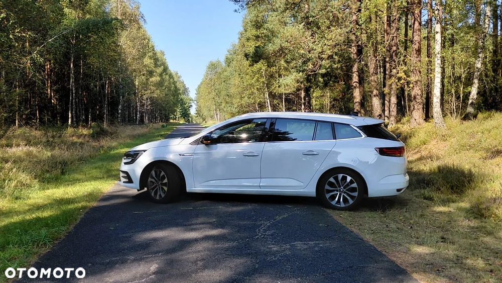 Renault Megane 1.5 Blue dCi Techno EDC - 9