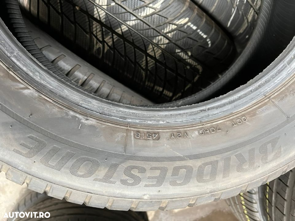 vând 4 anvelope 225/60/18 bridgestone de iarnă ca noi - 4