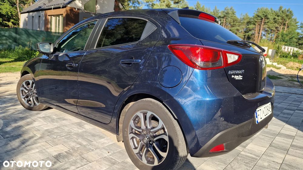 Mazda 2 - 7