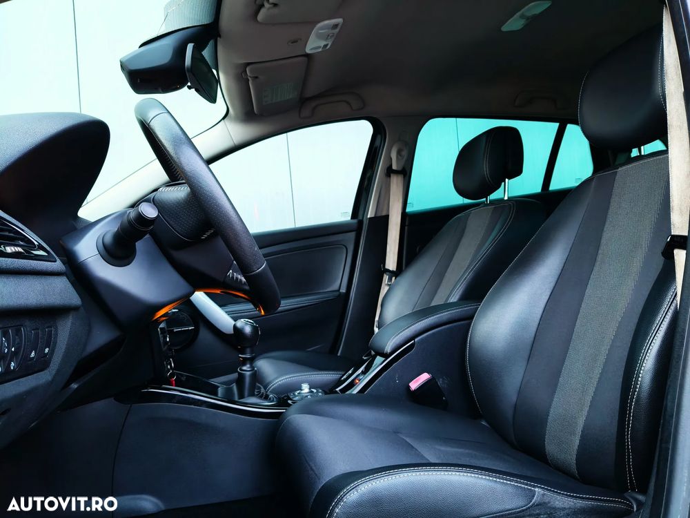 Renault Megane Grandtour ENERGY TCe 115 Start & Stop Bose Edition - 22