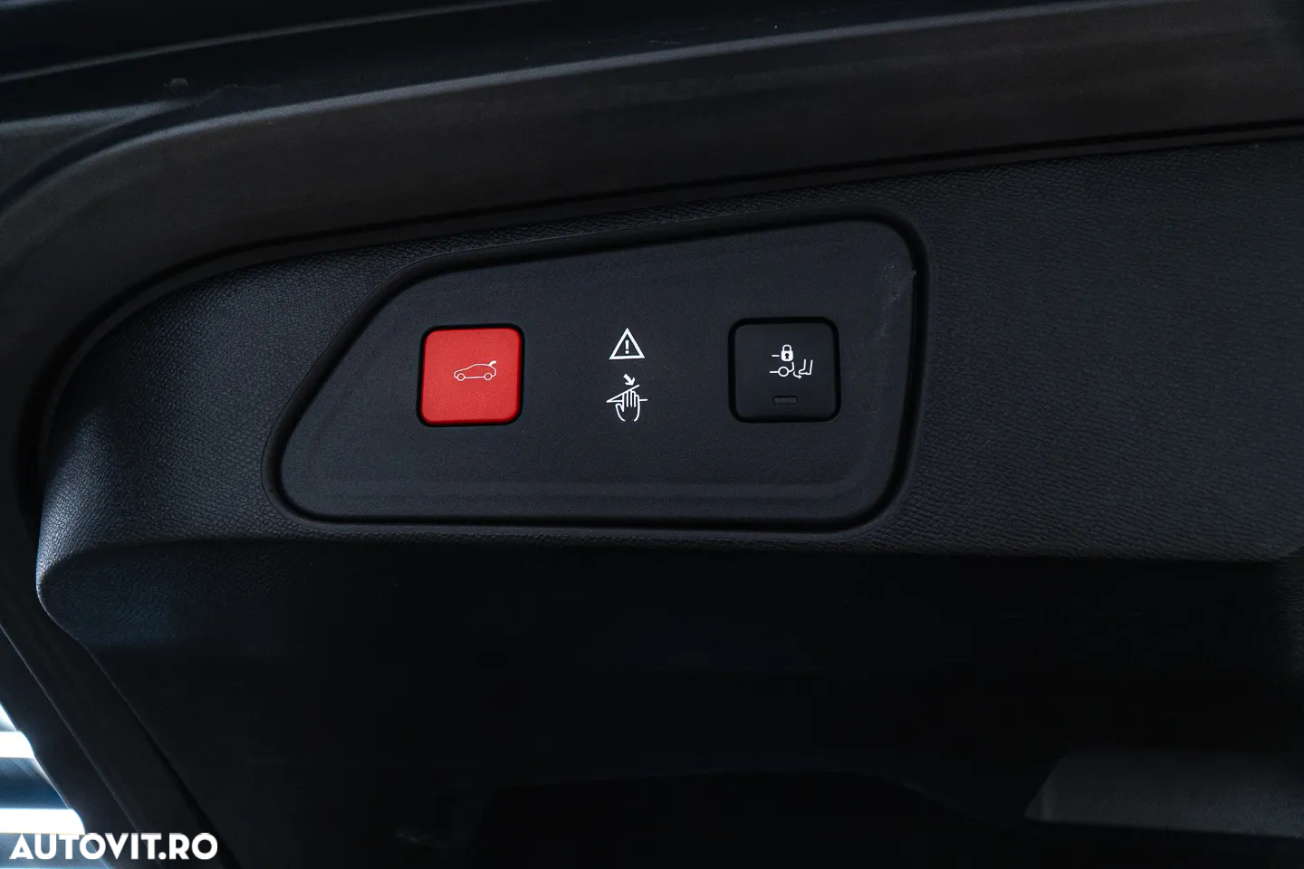 Peugeot 3008 PureTech 130 Stop & Start GPF EAT8 GT - 27