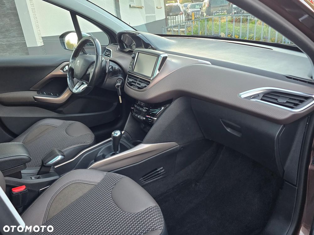 Peugeot 2008 e-HDi FAP 92 ETG6 STOP & START Allure - 27