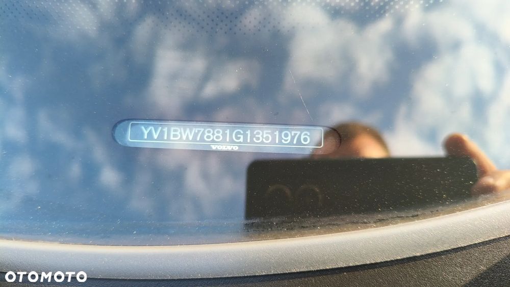 Volvo V70 D2 Momentum - 22