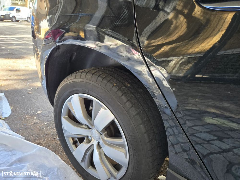 Peugeot 2008 1.4 HDi Active - 17