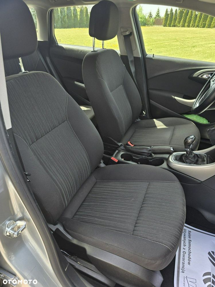 Opel Astra - 25