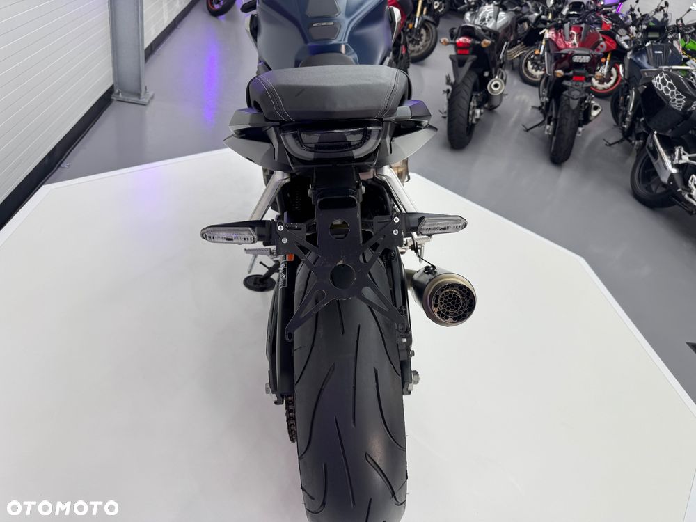 Honda CB - 20