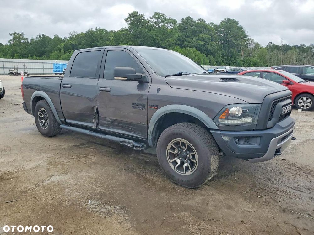 Dodge RAM 5.7 4x4 - 1