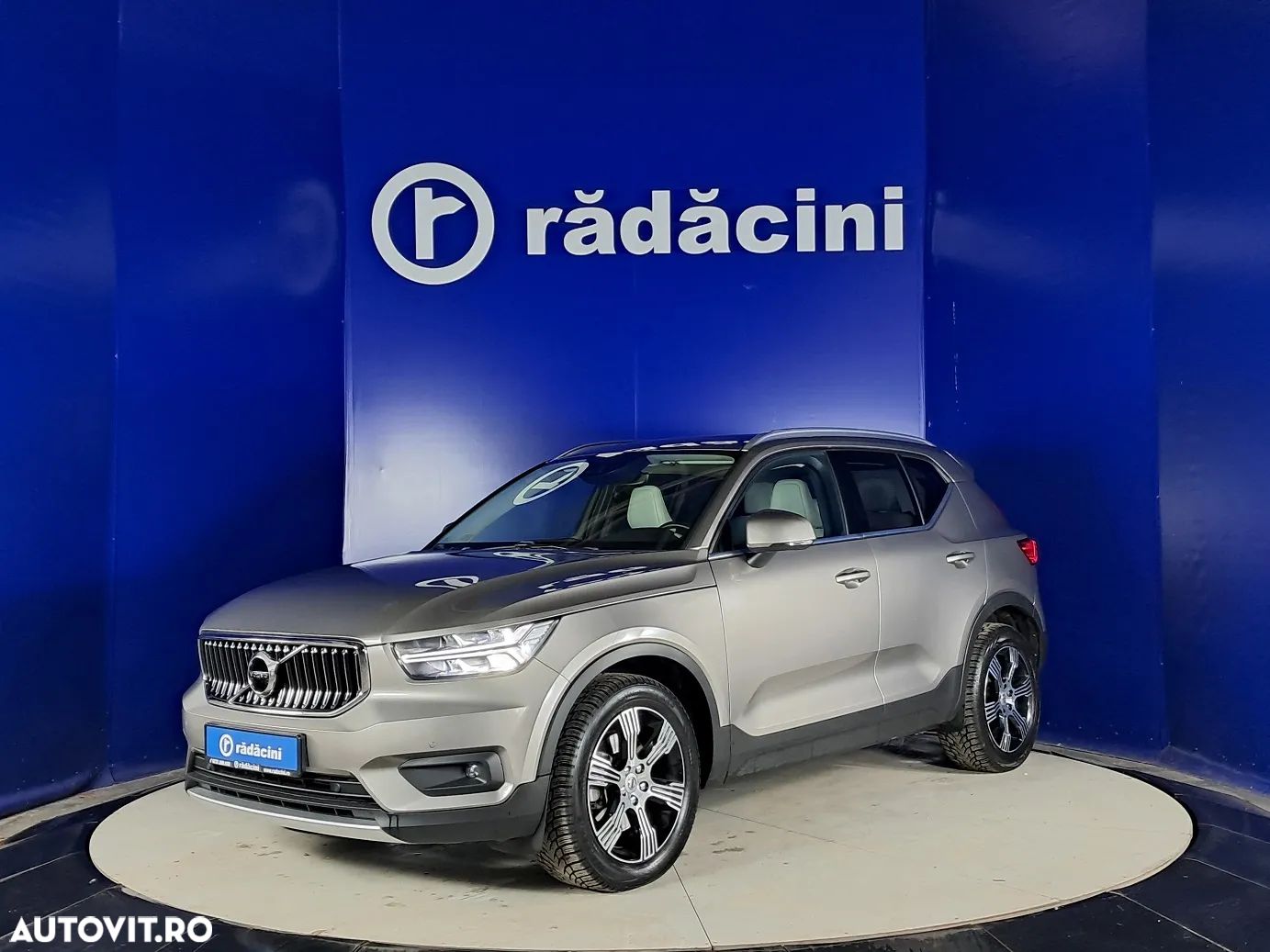 Volvo XC 40 - 1