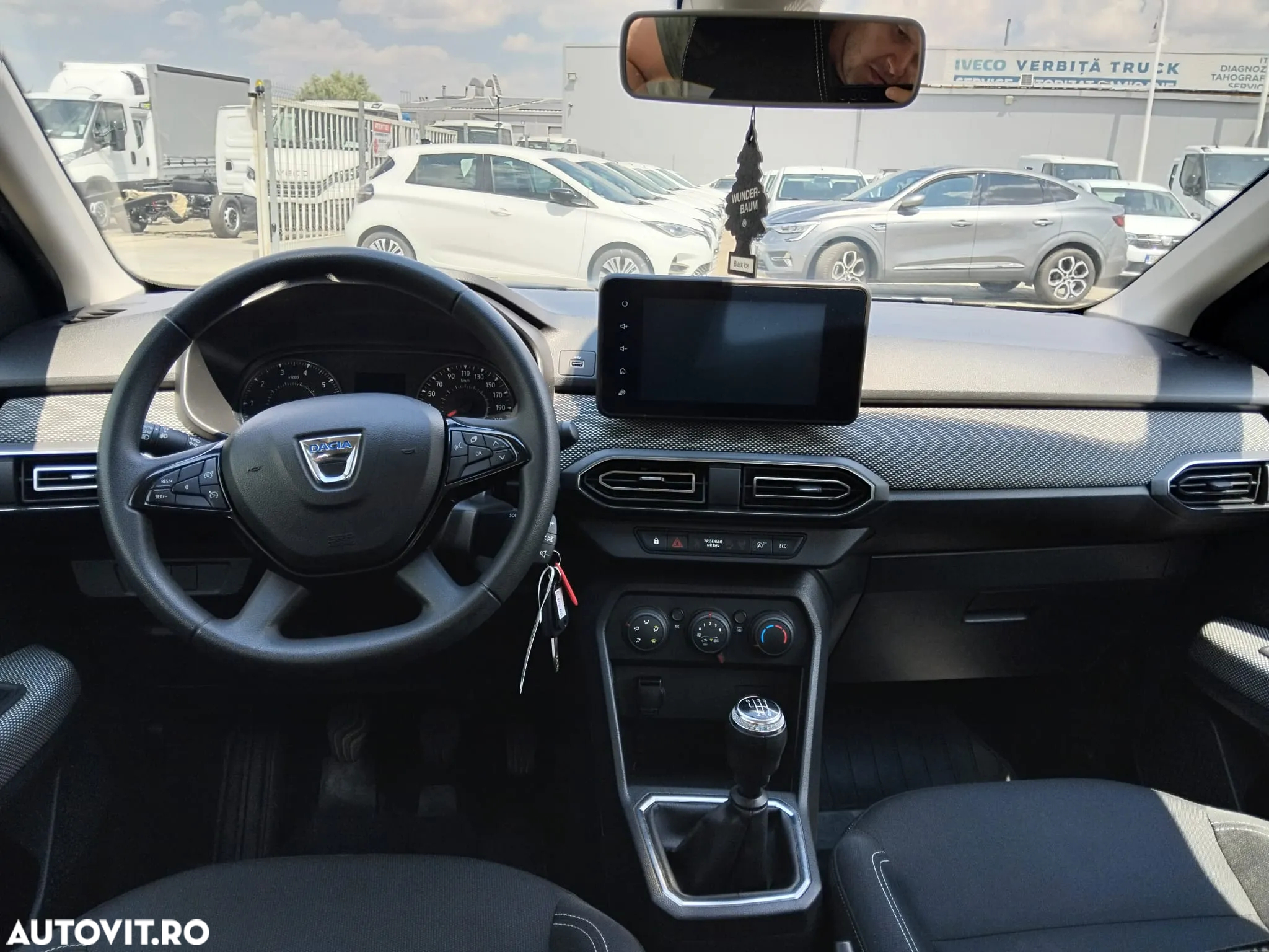 Dacia Logan TCe 90 MT6 Comfort - 6