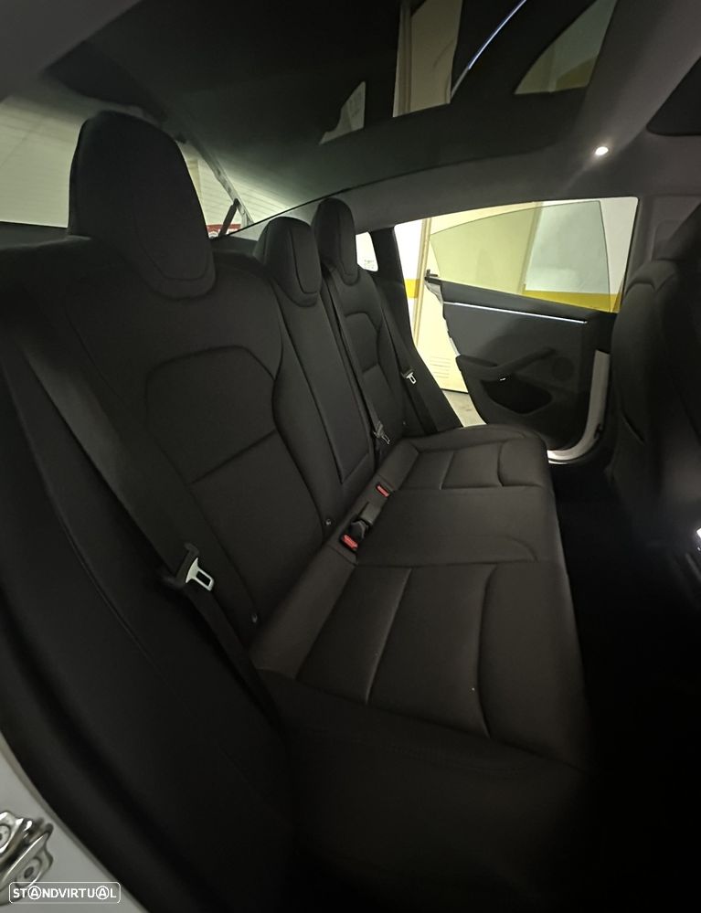 Tesla Model 3 - 13