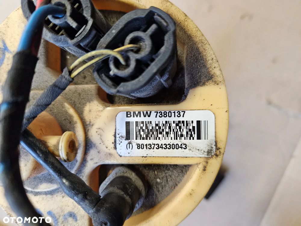 BMW X5 F15 X6 F16 M50D  3.0 D pompa pompka paliwa 7380137 - 2
