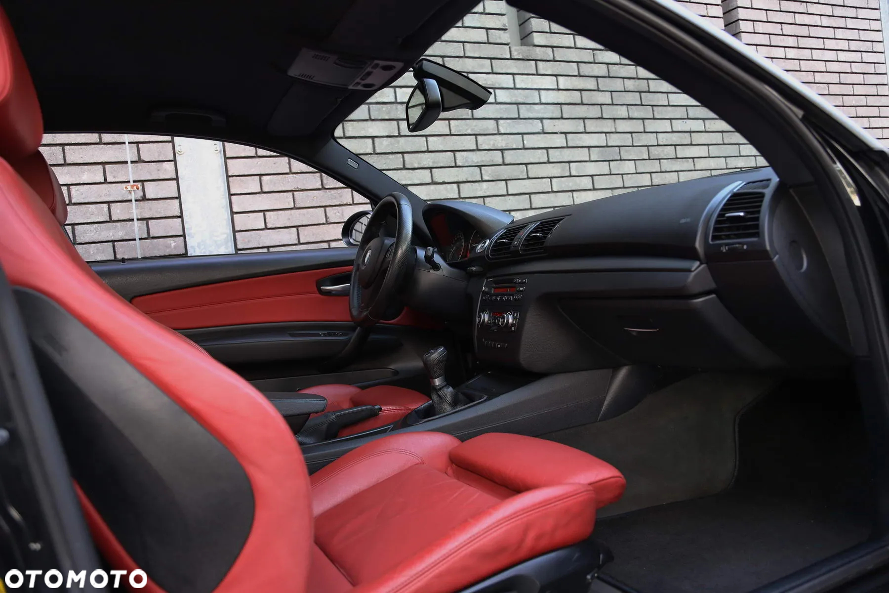 BMW Seria 1 120d - 32