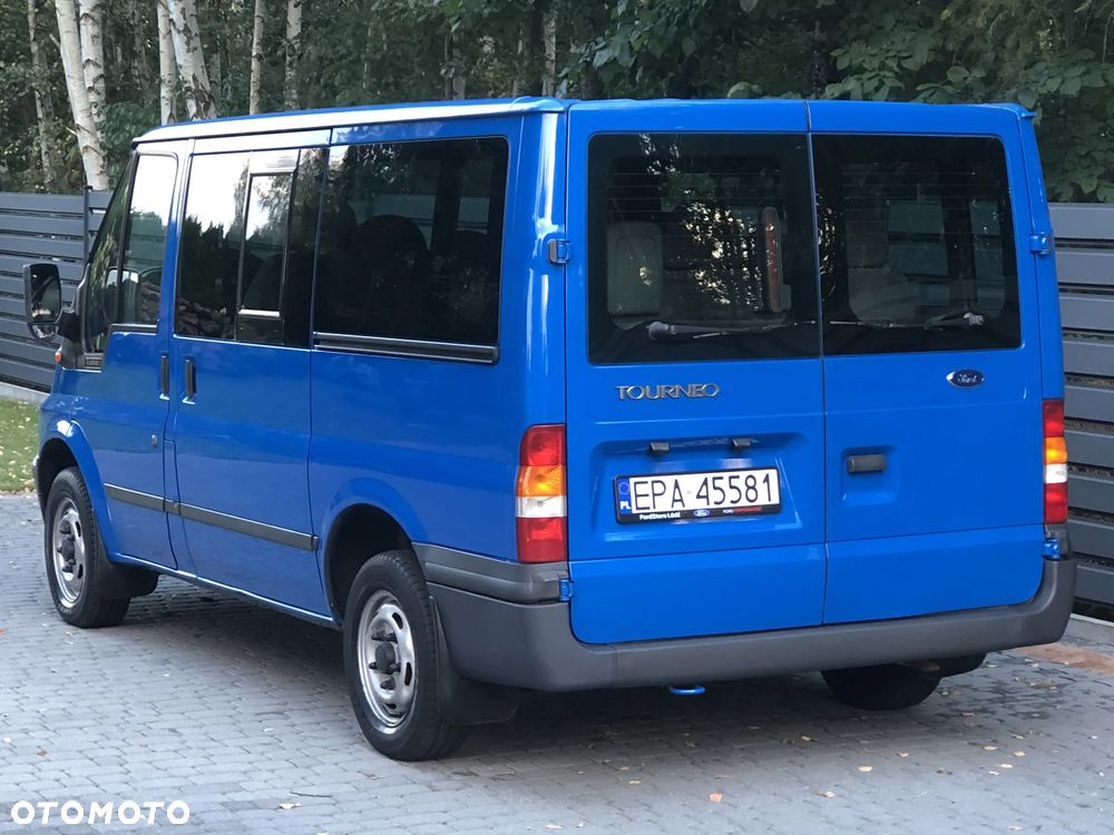 Ford Transit - 10