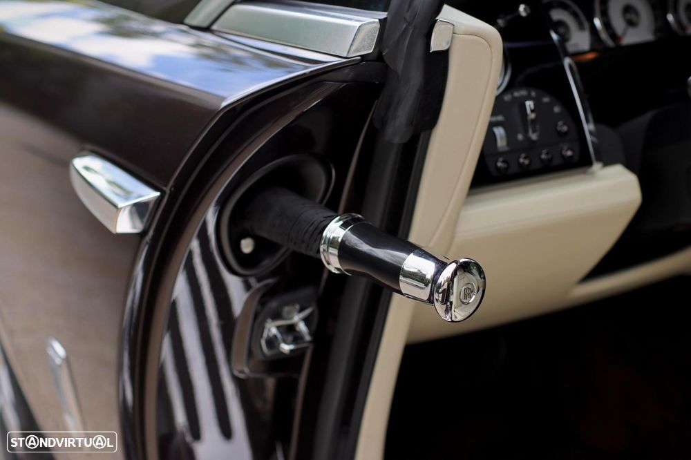 Rolls Royce Wraith 6.6 Twin-Turbo V12 - 25