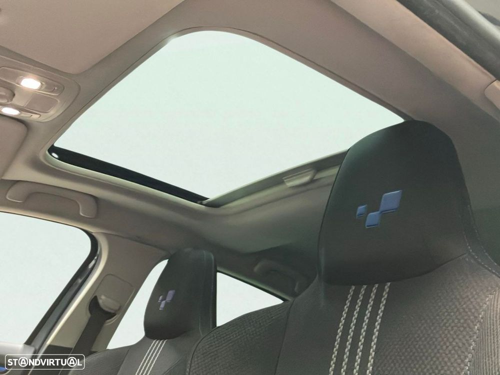 Renault Mégane 1.2 TCE GT Line J18 - 23