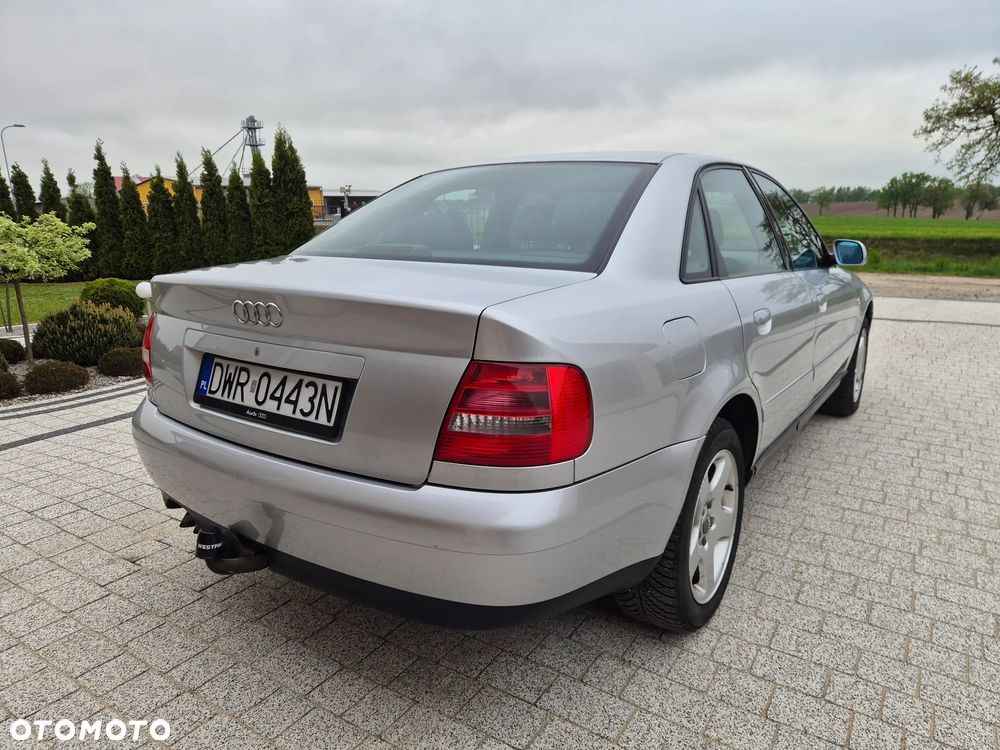 Audi A4 Limousine - 7