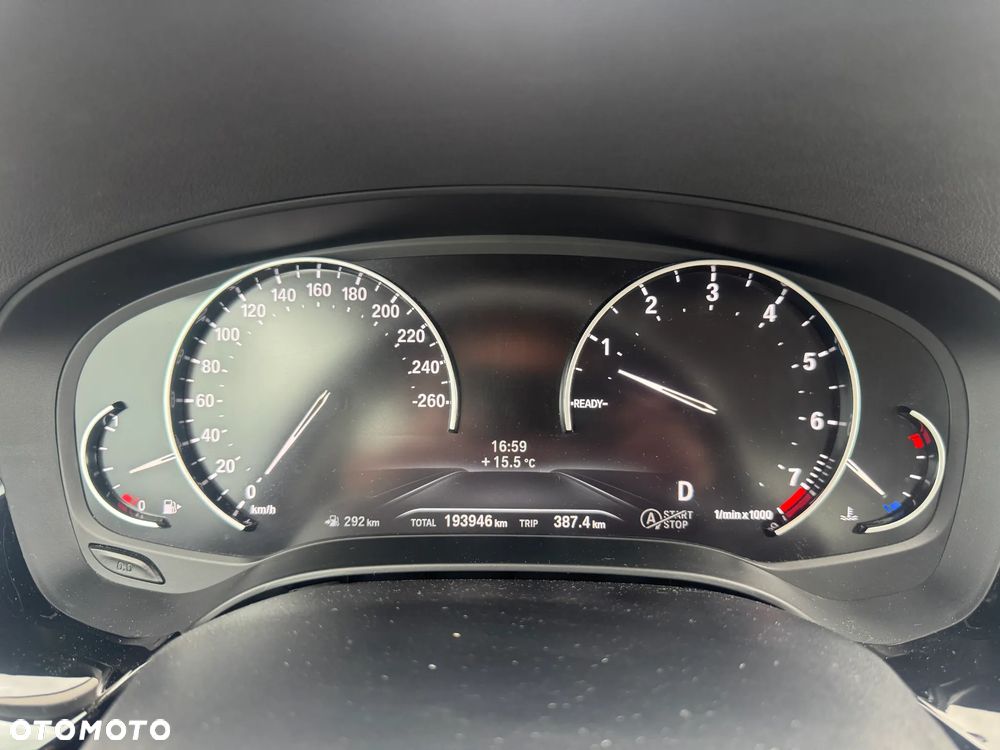 BMW Seria 5 530i - 13