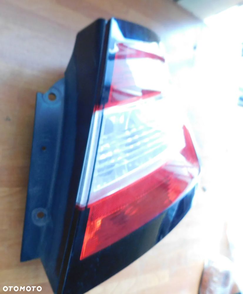 lampa prawa tył SKODA FABIA III HB 6V6 EUROPA - 6